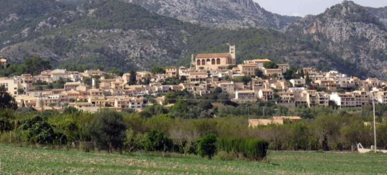 Villa Miravall Selva  Σέλβα